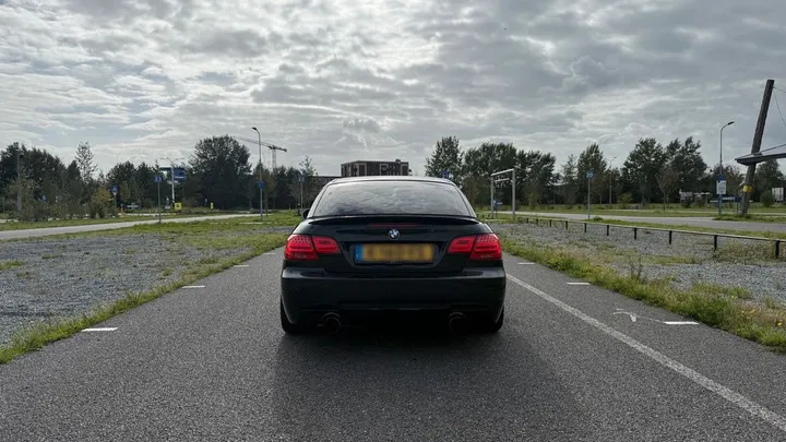 BMW 335
