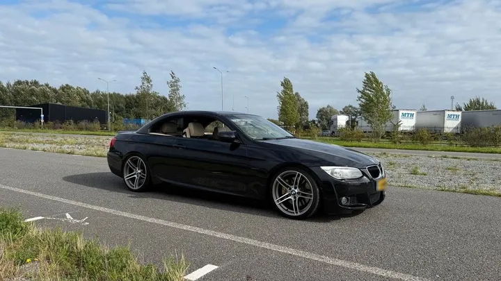 BMW 335