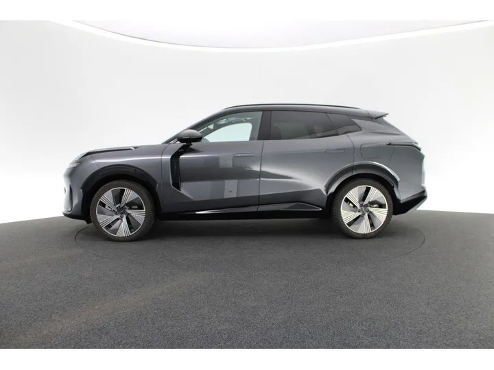 Lynk&Co 08