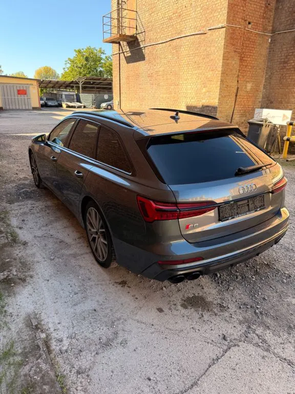 Audi S6