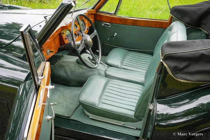 Jaguar XK