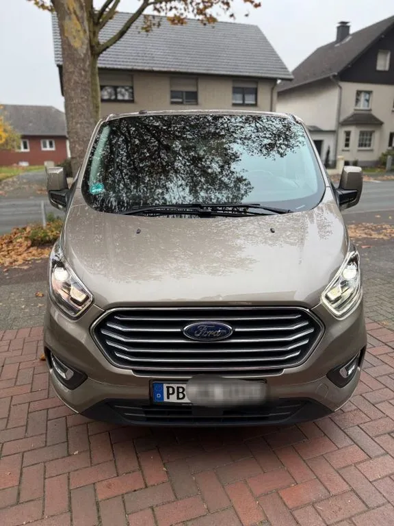 Ford Tourneo Custom