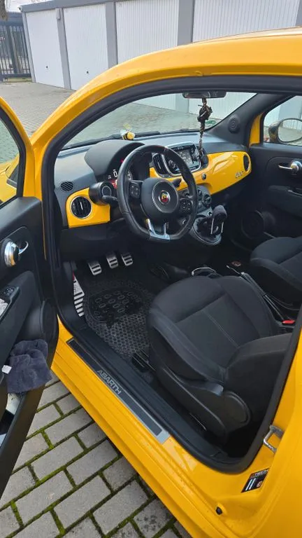 Abarth 595