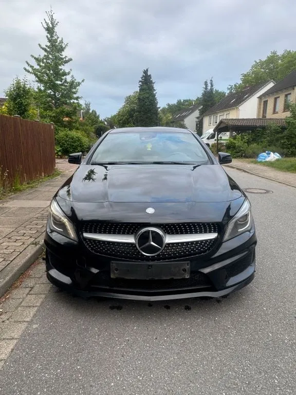 Mercedes-Benz CLA 220