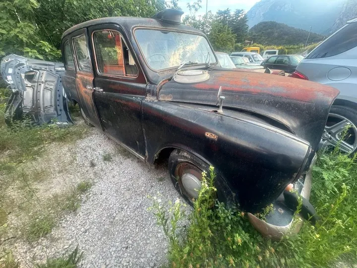 Rover Metro