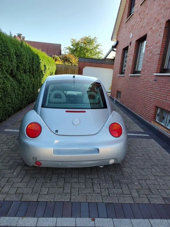 Volkswagen New Beetle