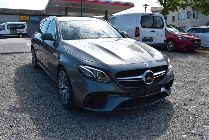 Mercedes-Benz E 63 AMG