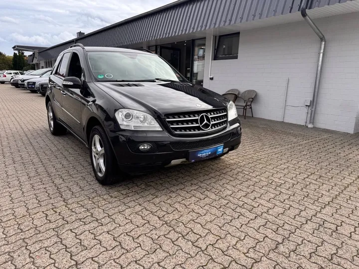 Mercedes-Benz ML 320