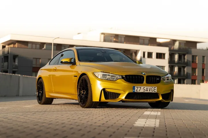 BMW M4
