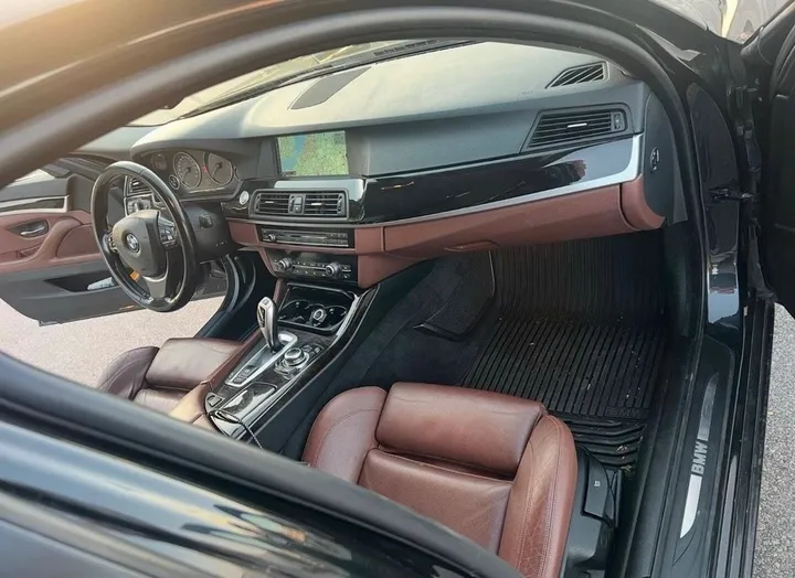 BMW 530