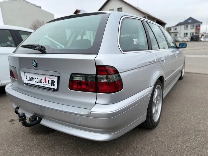 BMW 520
