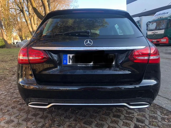 Mercedes-Benz C 250