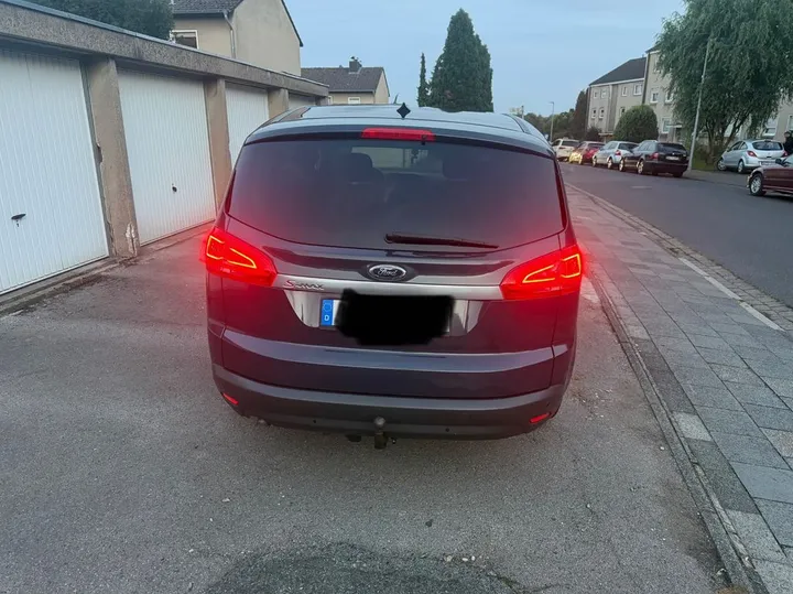 Ford S-Max