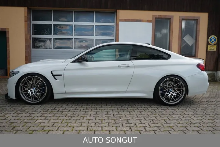 BMW M4