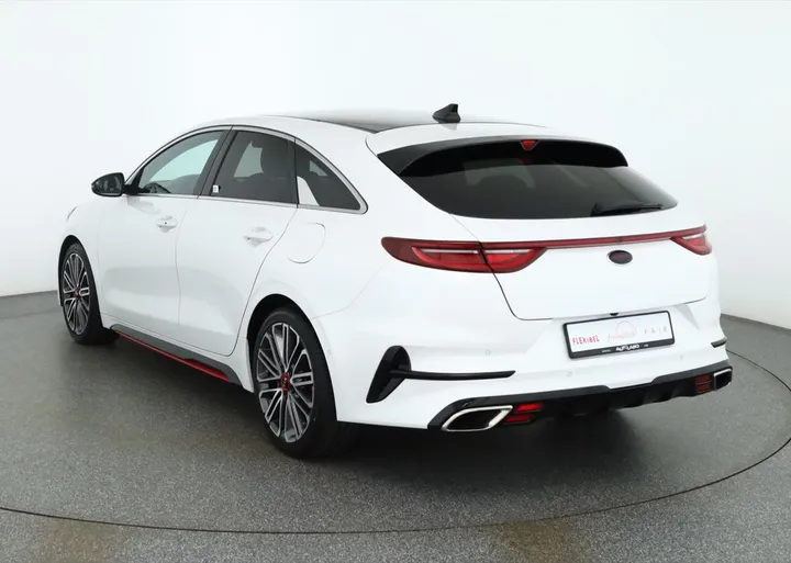 Kia pro cee'd / ProCeed