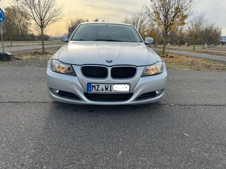 BMW 320