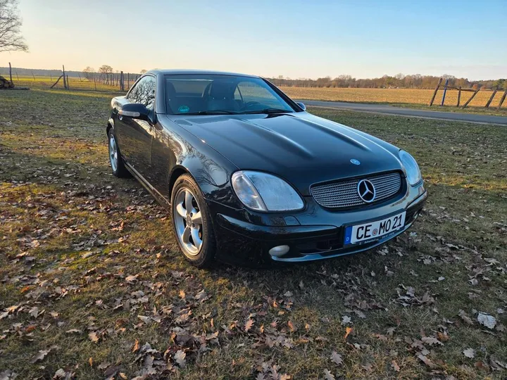 Mercedes-Benz SLK 320