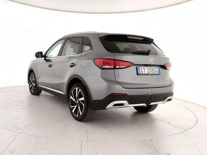 MG ZS