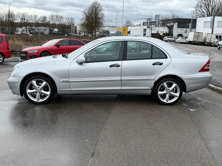 Mercedes-Benz C 200