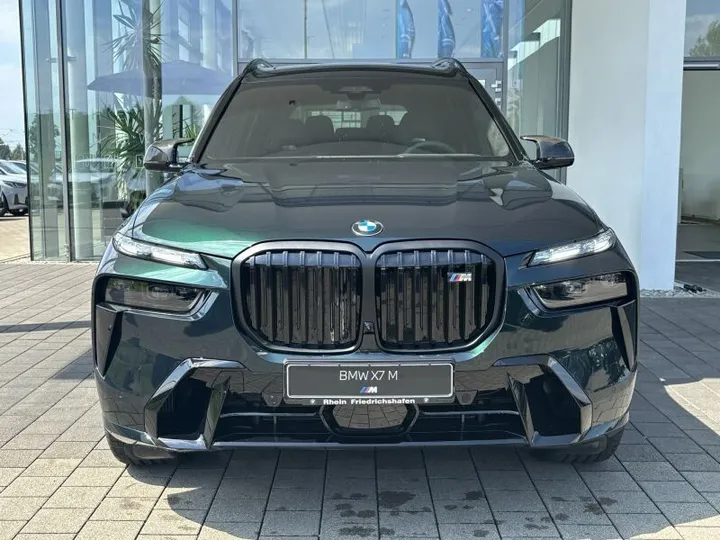 BMW X7 M60