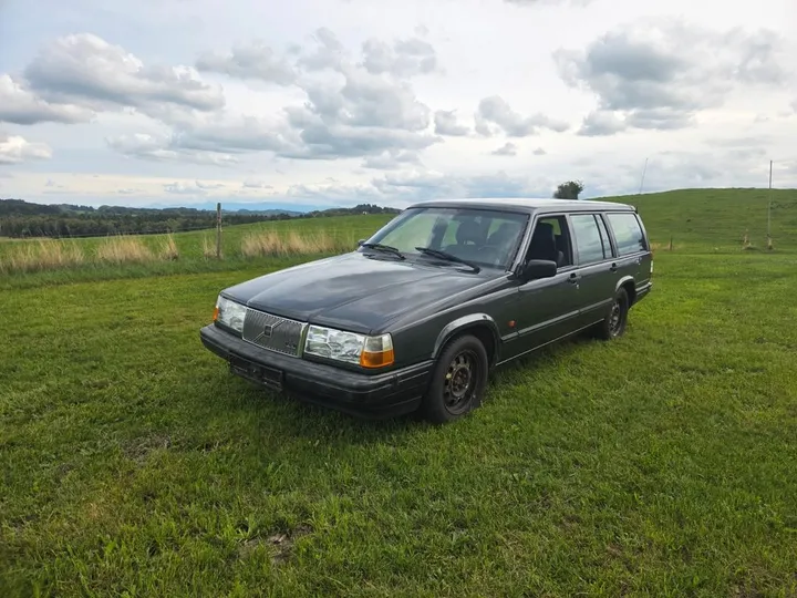 Volvo 945