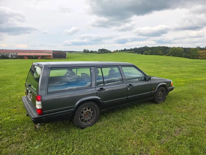 Volvo 945