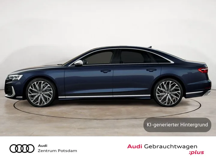 Audi S8