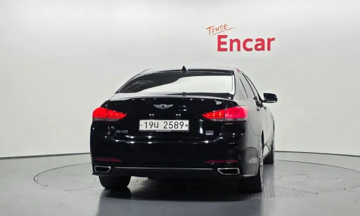 Hyundai Genesis