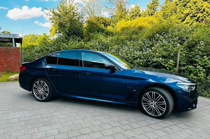 BMW 530
