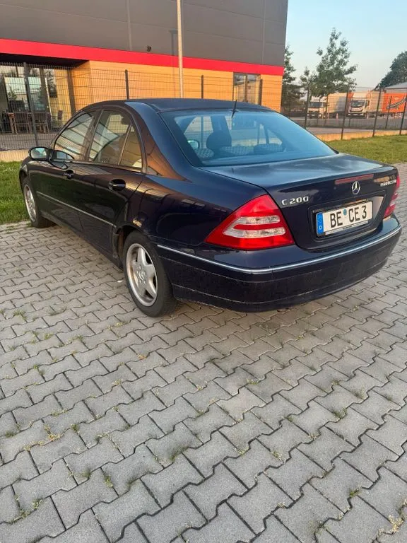 Mercedes-Benz C 200
