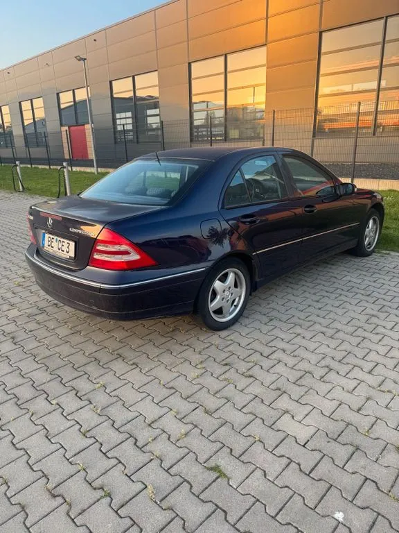 Mercedes-Benz C 200
