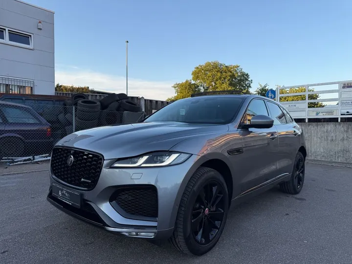 Jaguar F-Pace