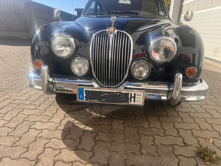Jaguar MK II