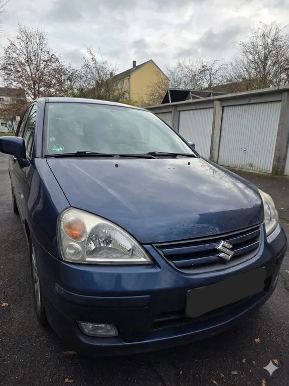 Suzuki Liana