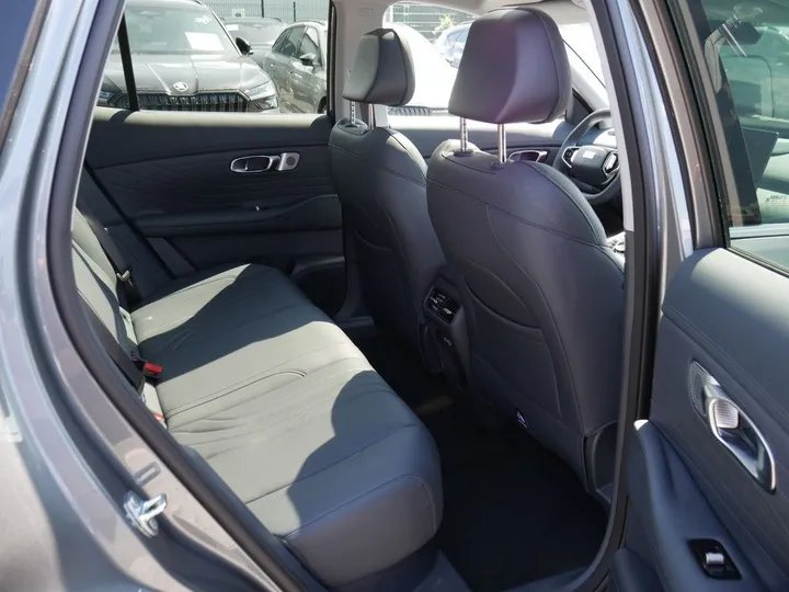 Geely Starray EM-i