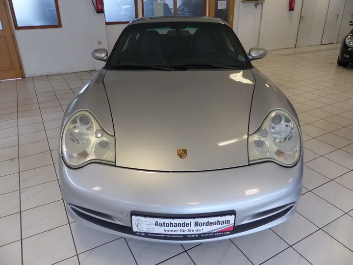 Porsche 996