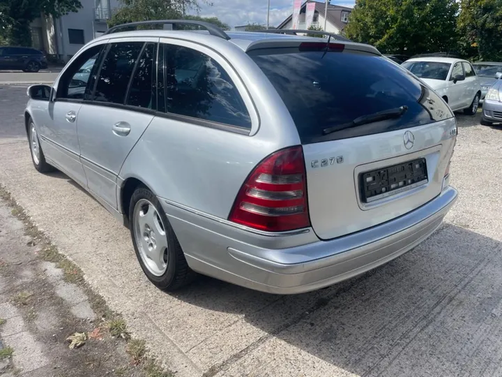 Mercedes-Benz C 270
