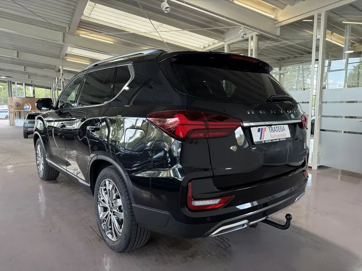 KGM Rexton