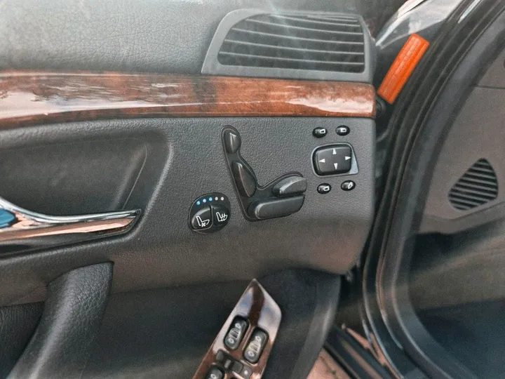 Mercedes-Benz S 320