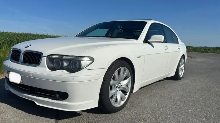 BMW 735