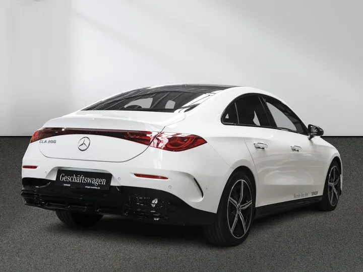 Mercedes-Benz CLA 200