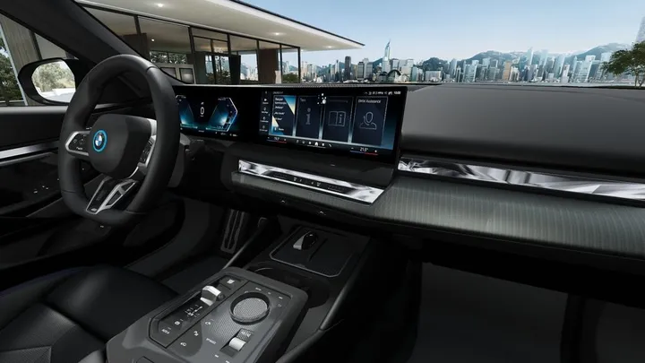 BMW i5