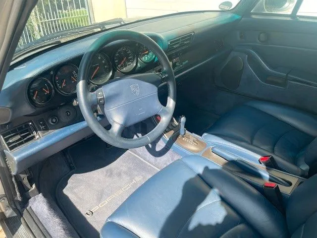 Porsche 993