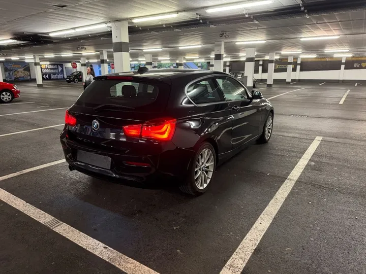 BMW 118