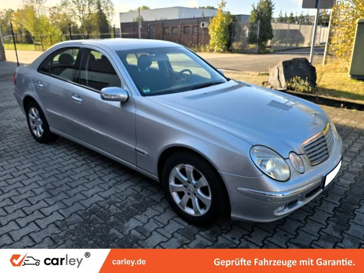 Mercedes-Benz E 320