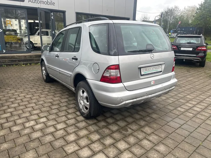 Mercedes-Benz ML 270