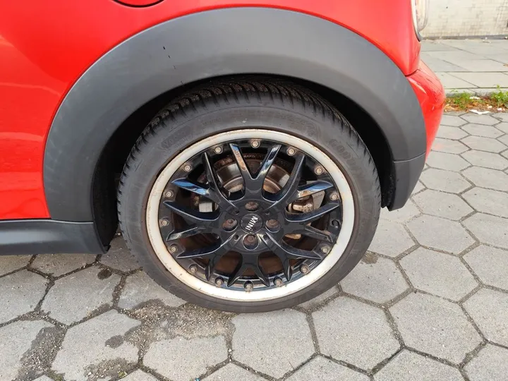 MINI ONE