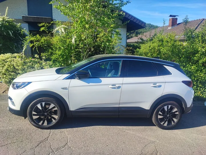 Opel Grandland (X)