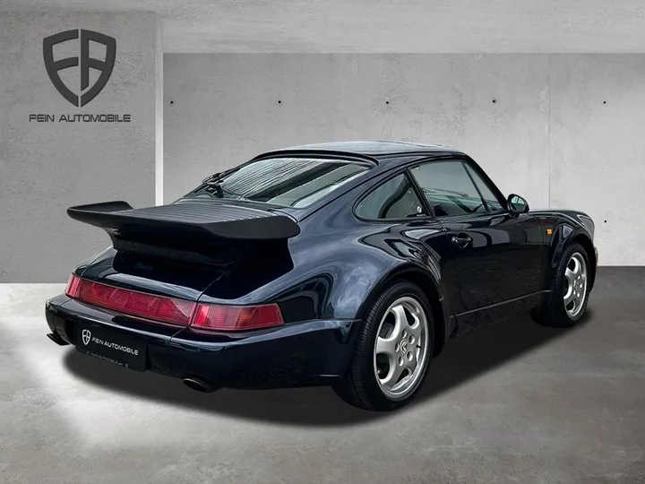 Porsche 964