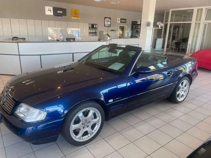 Mercedes-Benz SL 320
